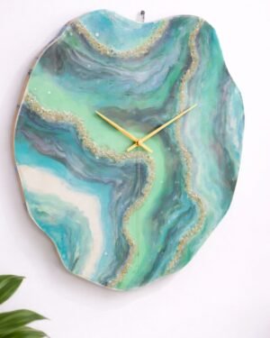 Emerald Vein – Luxury Geode Resin Epoxy Wall Clock